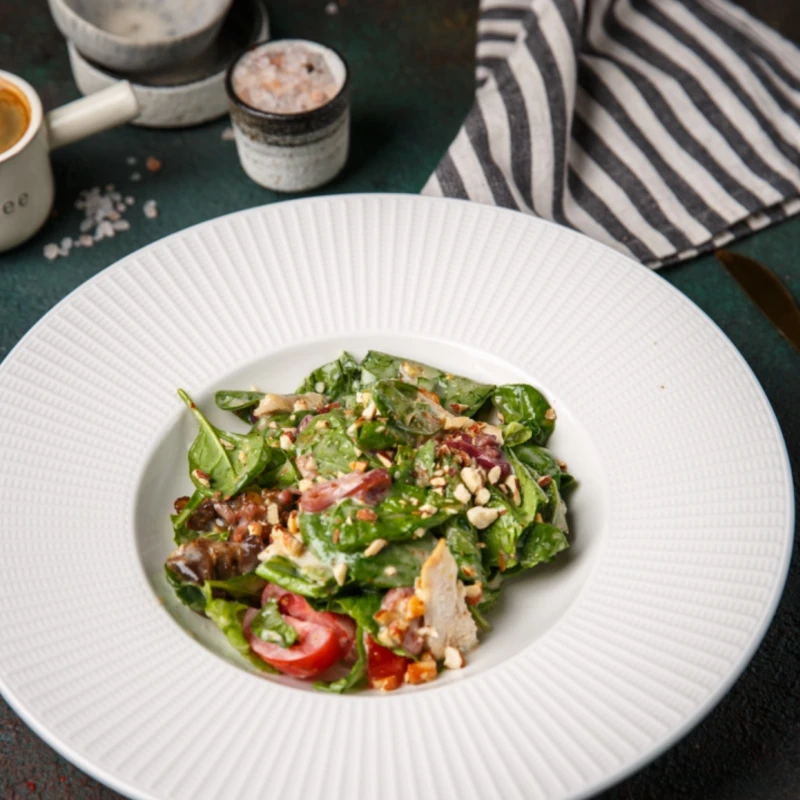 Салат с куриными потрошками