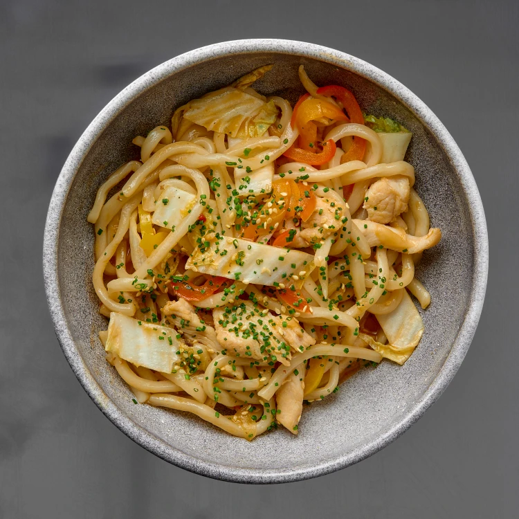 Удон с курицей