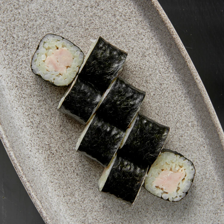 Маки с курицей 