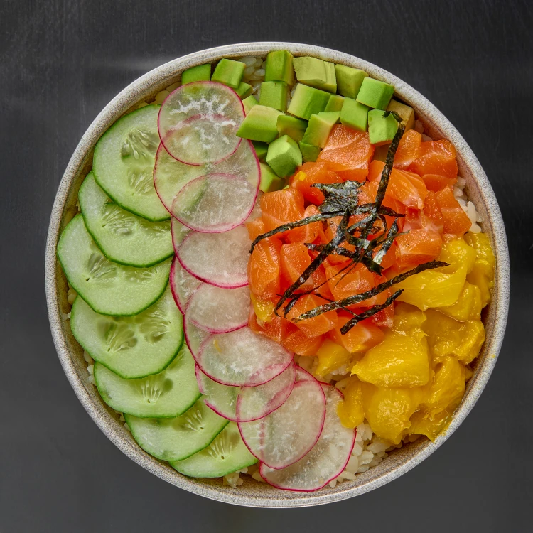 Поке с лососем