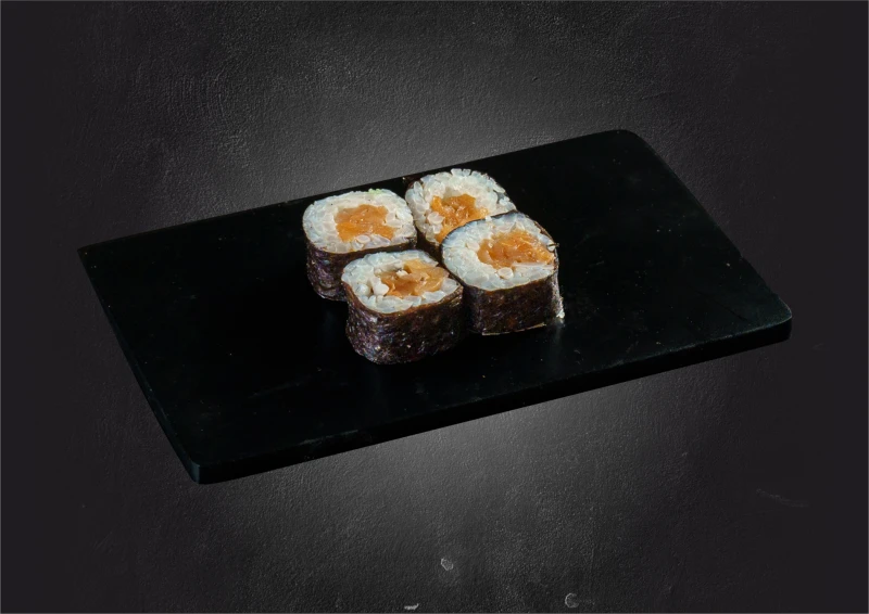 Ролл с семгой 8шт