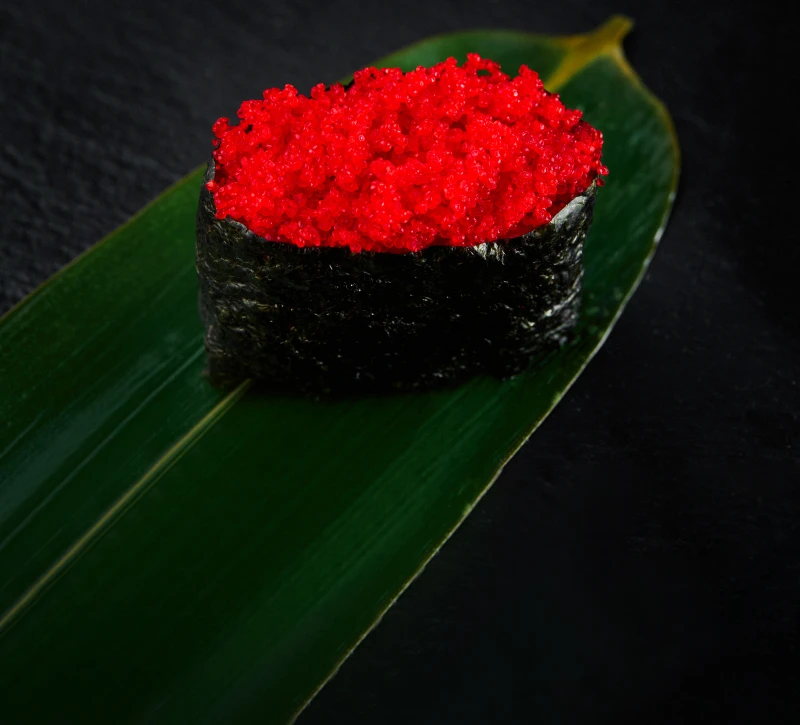 Гункан с тобикой 