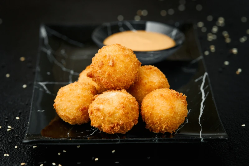 Сырные шарики с креветкой 