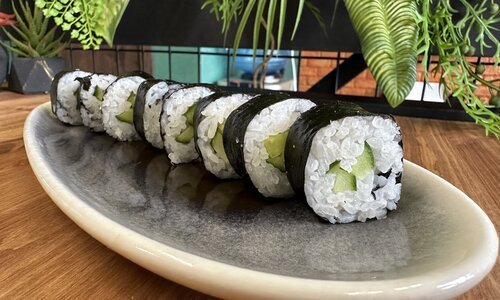Мини-ролл с огурцом