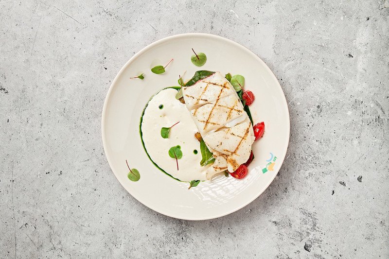 Кальмар на гриле с картофелем и муссом из пармезана 