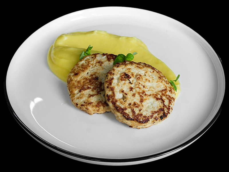 Биточки из индейки с картофельным пюре