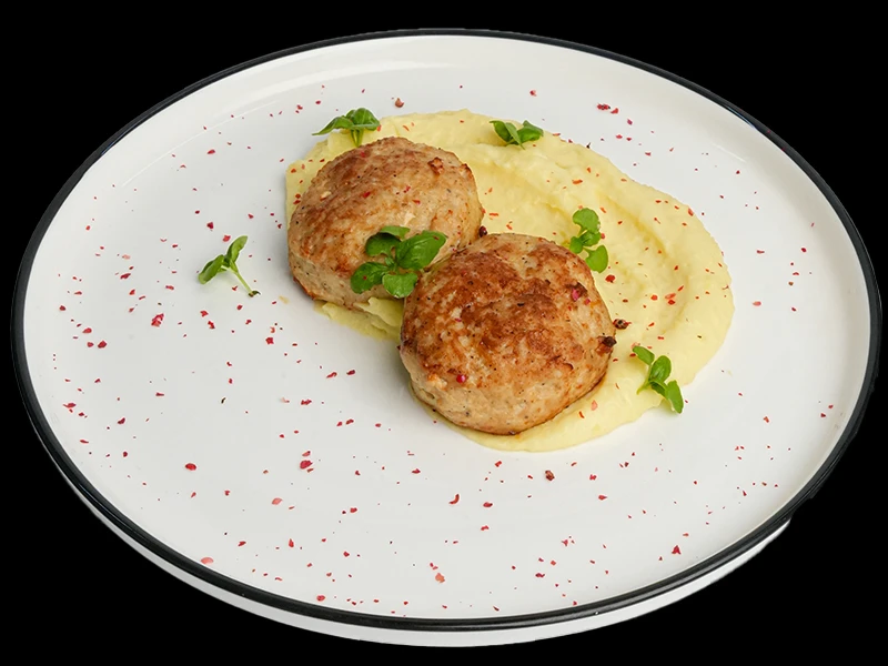 Биточки из индейки с картофельным пюре