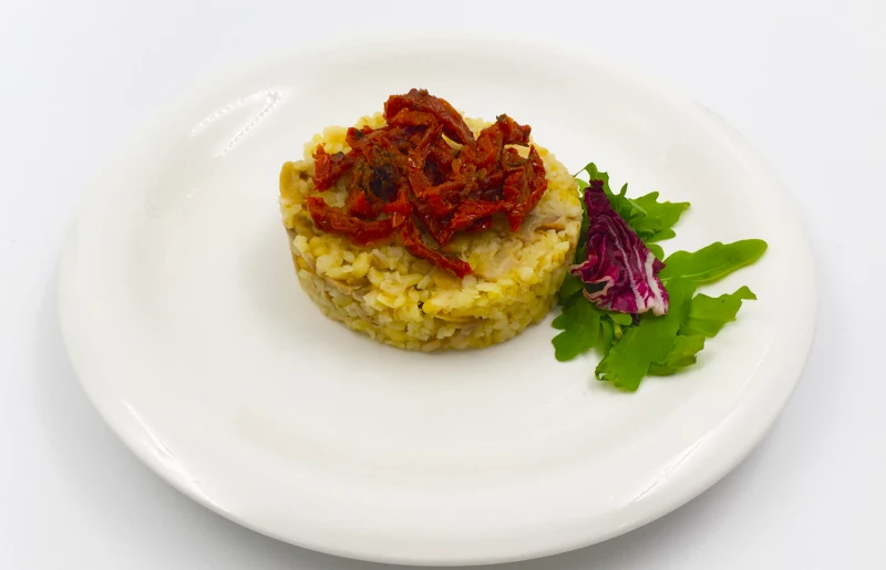 Булгур с грибами и вялеными томатами