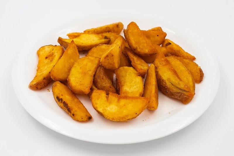 Картофельные дольки запеченные