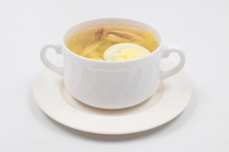 Суп куриный с цельнозерновой лапшой