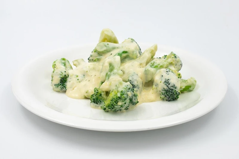 Брокколи в сметане