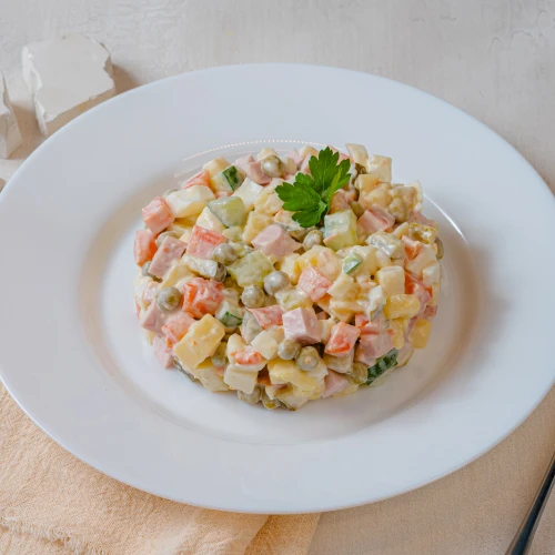 Салат оливье 200г