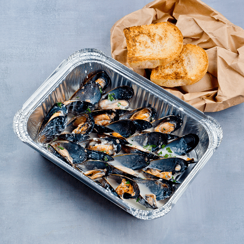 Чилийские мидии в соусе "Блю Чиз" 