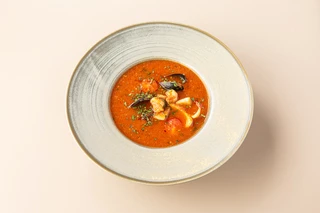 Томатный суп с морепродуктами