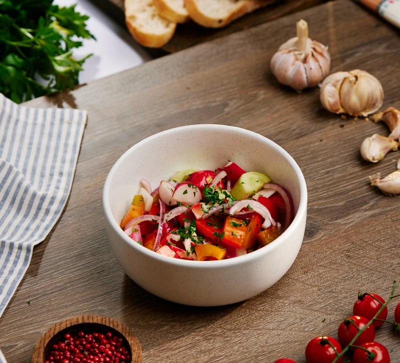 Бадриджани Дачный салат с маслом