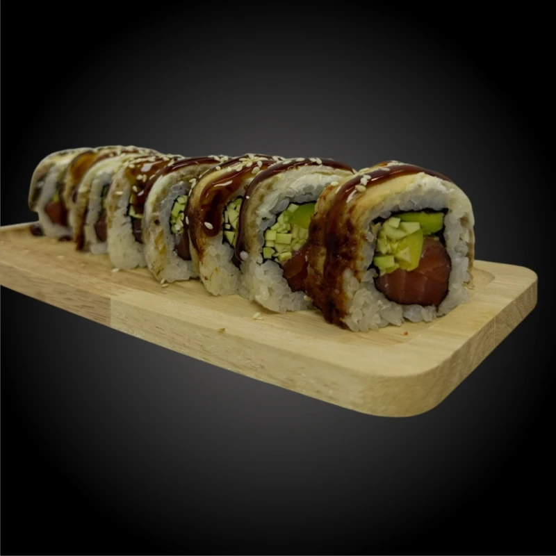 Ролл Королевский дракон (семга)