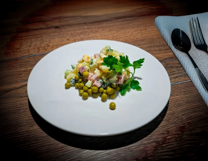 Салат "Оливье" 