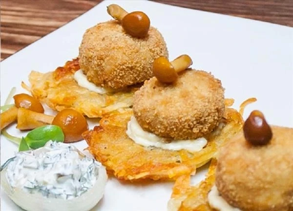 Хрустящие драники с куриными котлетками