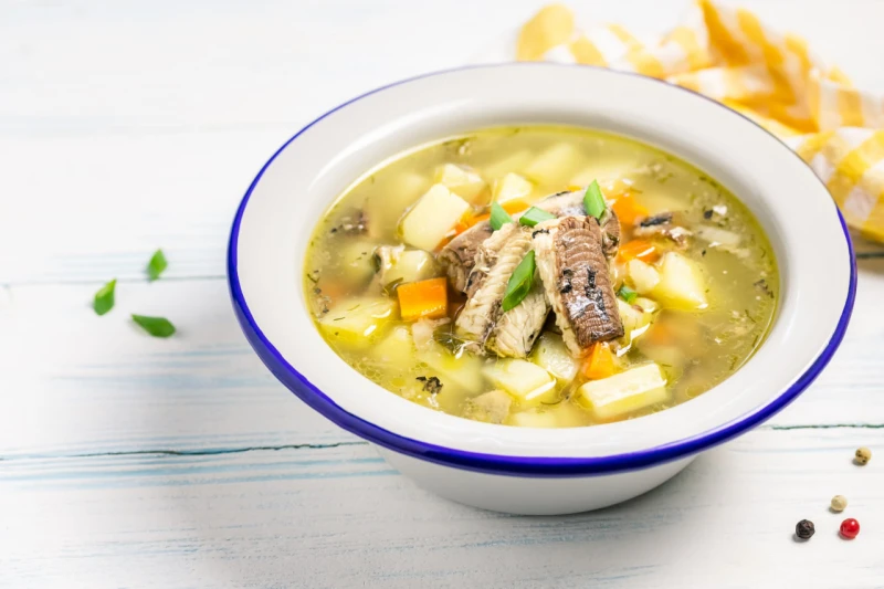 Суп картофельный с рыбными консервами