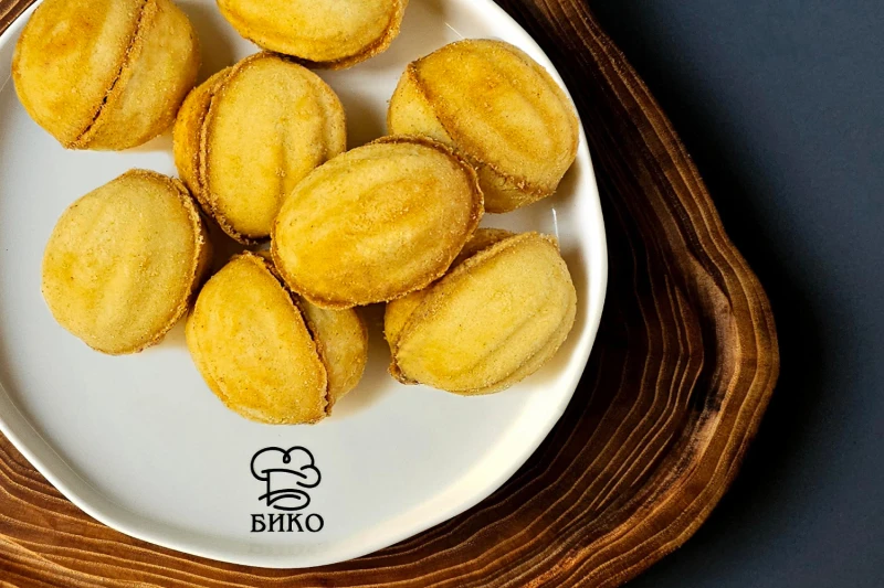 ОРЕШКИ СО СГУЩЁНКОЙ