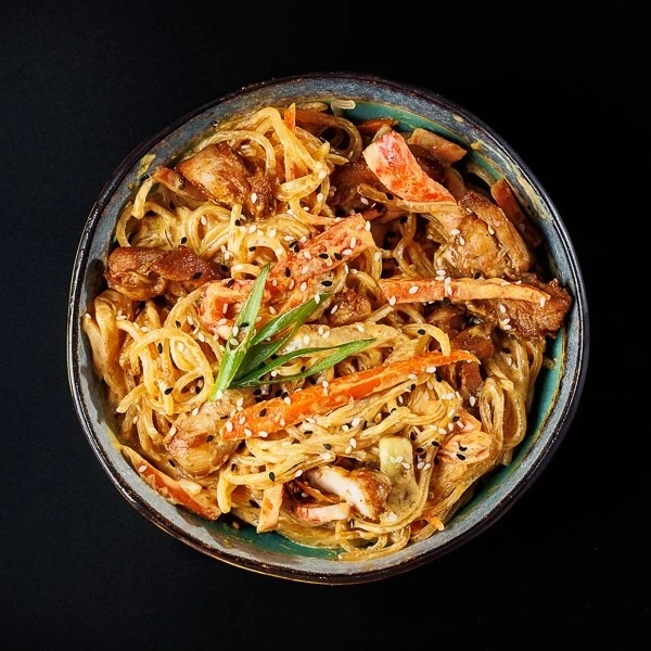 Харусаме с курицей в соусе Сливочный карри