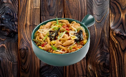 Лапша с курицей ВОК