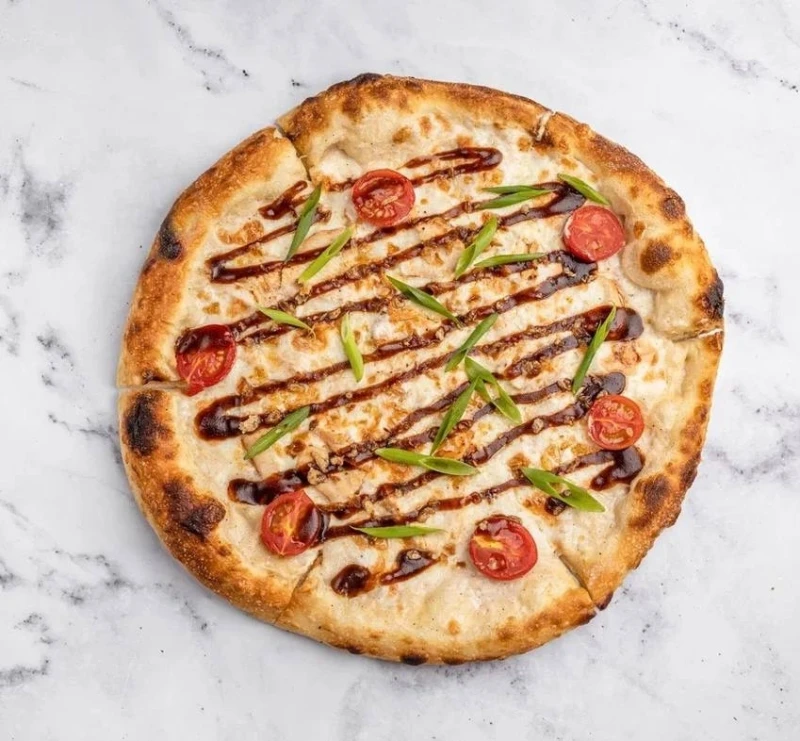 Большая пицца индейка барбекю