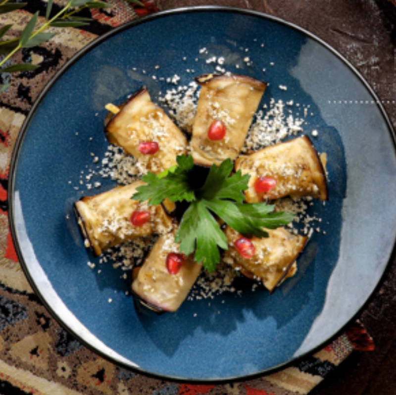 Рулетики из баклажанов