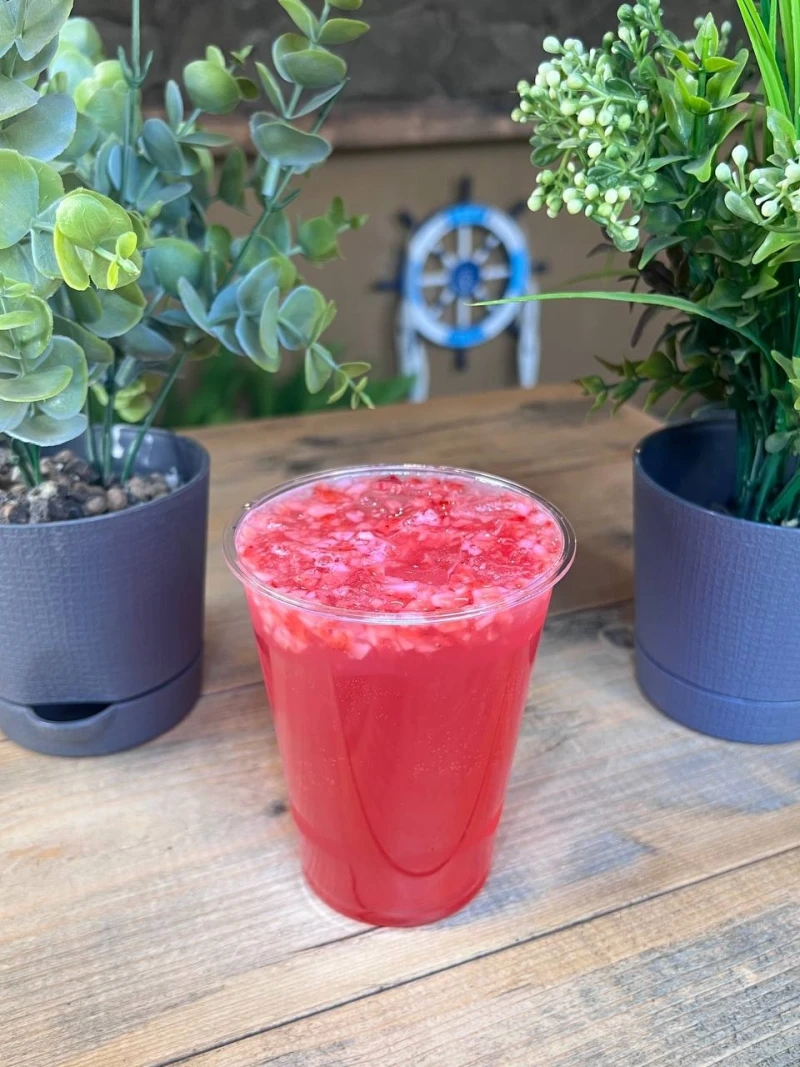 Клубничный санрайз Сред.