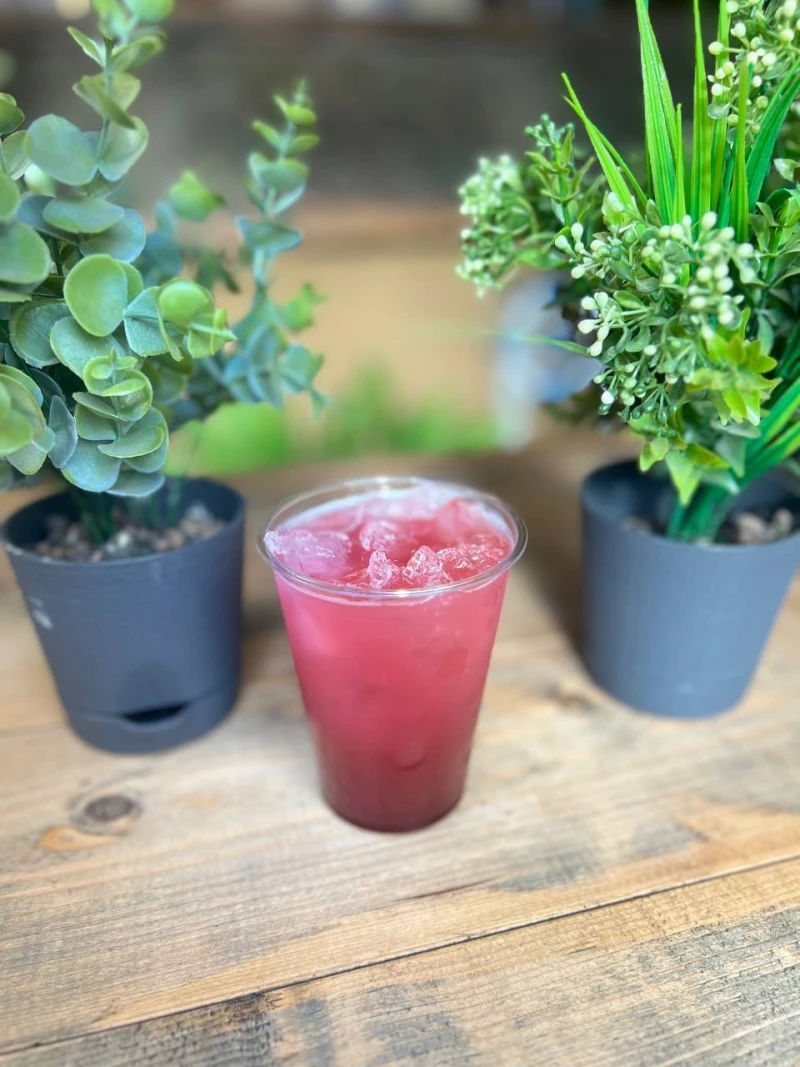 Лимонад ягодный Сред.