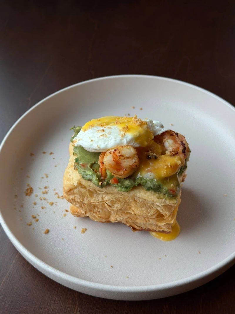 Слойка Бенедикт с креветкой 200г