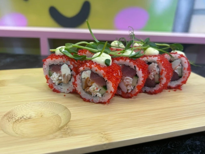 Ролл с морепродуктами