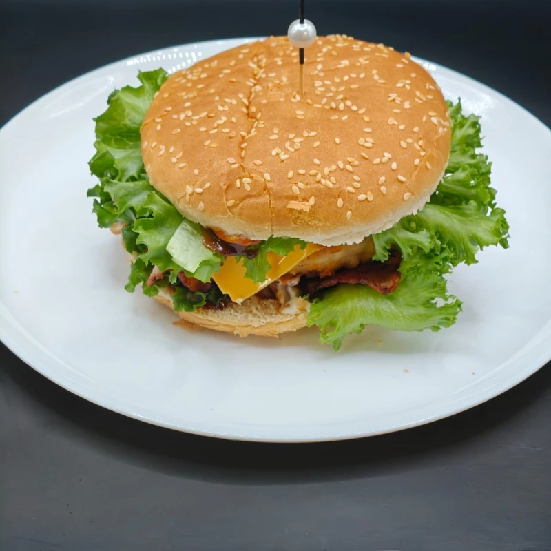 БУРГЕР С КУРИНОЙ КОТЛЕТОЙ