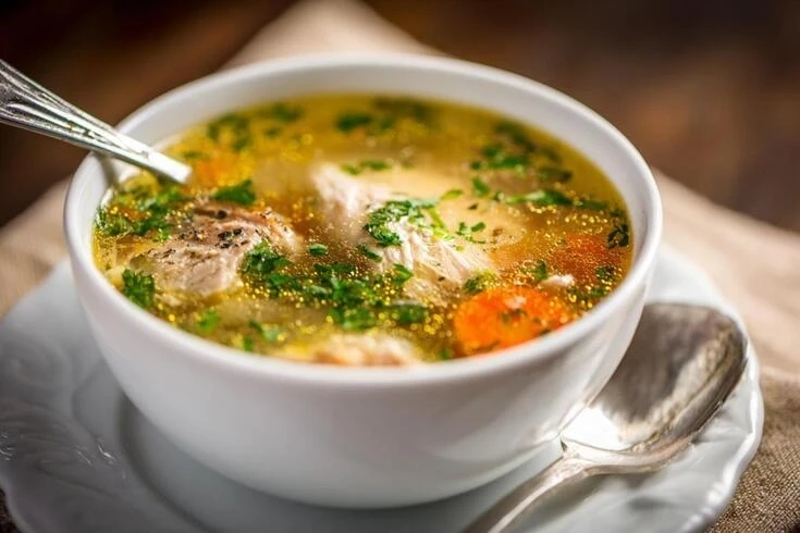 СУП КУРИНЫЙ С ЛАПШОЙ