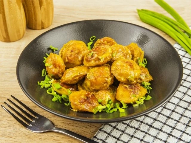 ПЕЛЬМЕНИ В СОУСЕ КАРИ