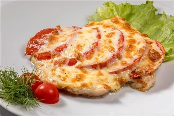КУРИНОЕ ФИЛЕ С ПОМИДОРОМ