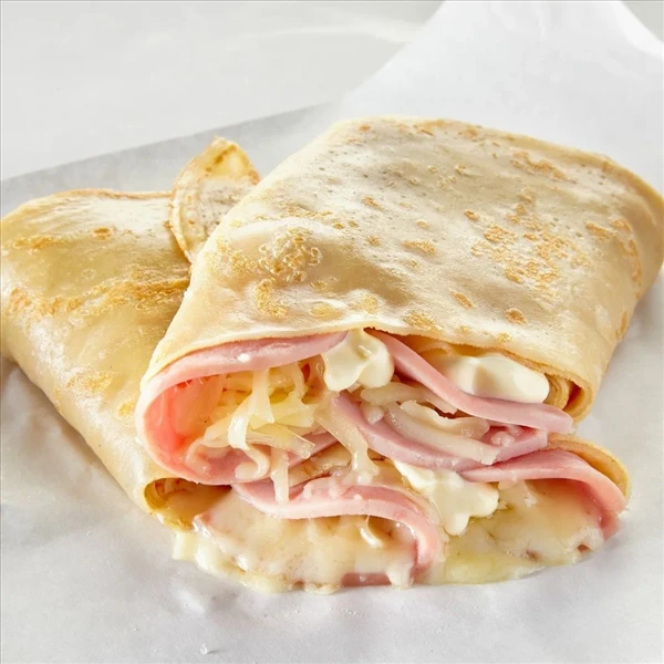 БЛИН С ВЕТЧИНОЙ И СЫРОМ