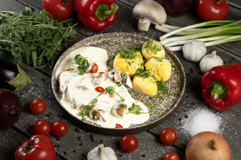 Медальоны из свинины