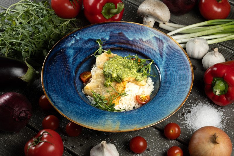 Филе трески с соусом Шпинат