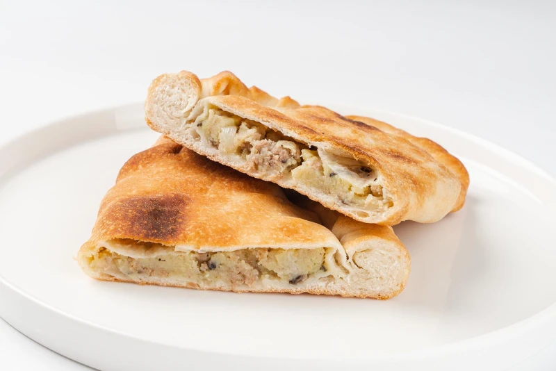 Кальзоне "Картошка мясо грибы"