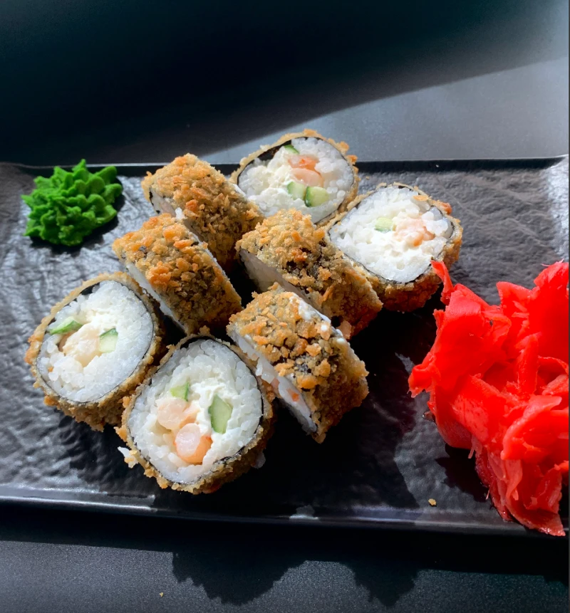 РОЛЛ Креветка темпура 