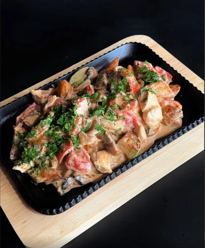 Жаркое по домашнему с курицей