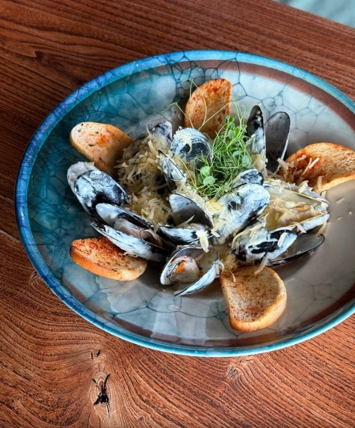 Мидии под пармезаном