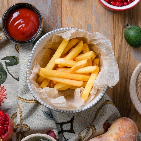 Картофель фри с кетчупом