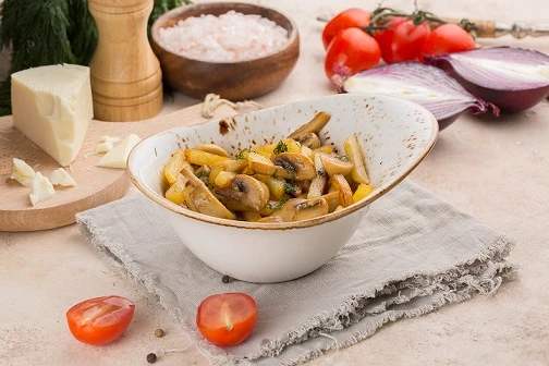 Картофель жареный с грибами
