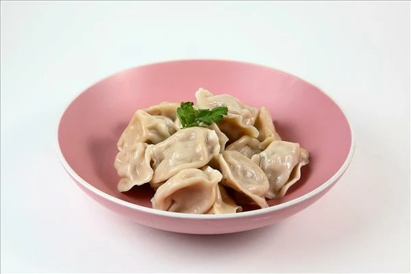 Пельмени со свининой и китайской капустой