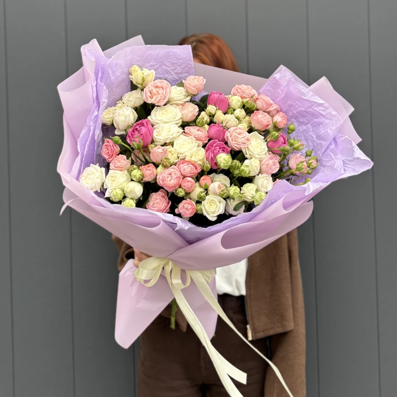 Букет из 35 кустовых роз (40см)