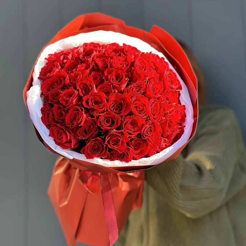 Букет из 51 красной розы (40см)