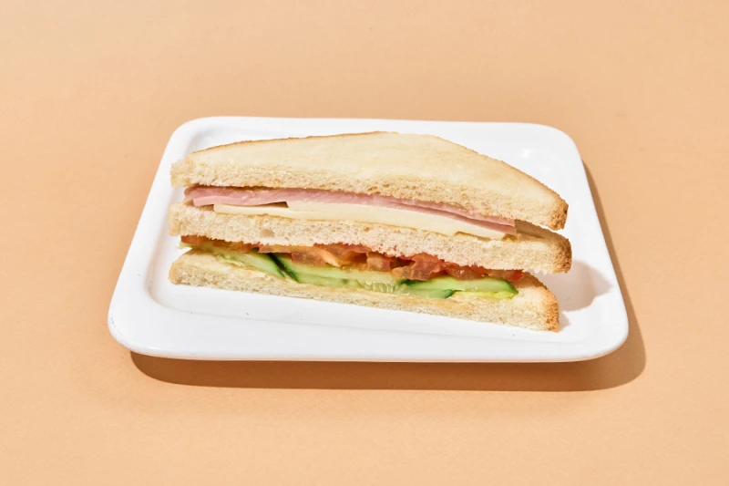 Сэндвич с ветчиной 