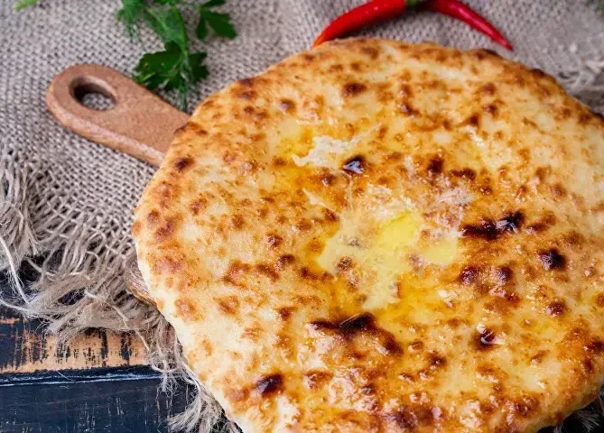 Хычинчик с картофелем и сыром